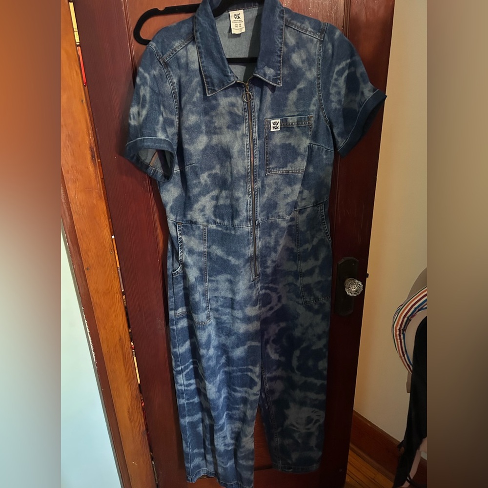 Lucy & Yak Tie Dye Denim Ragan